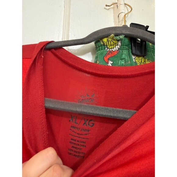 Dr. Seuss size x-large pajama set - Picture 4 of 12